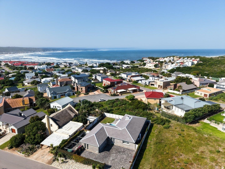 3 Bedroom Property for Sale in Stilbaai Wes Western Cape